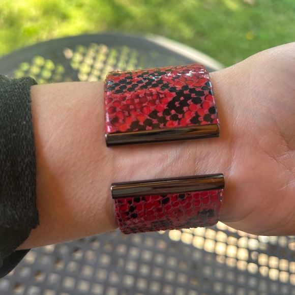 Red Watch - Picture 2 of 2